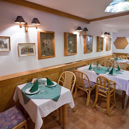 Villa Sakura Panzio Šoproň Exteriér fotografie