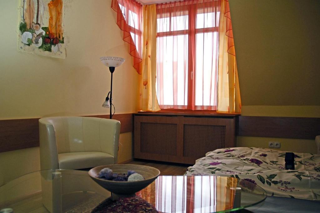 Villa Sakura Panzio Šoproň Pokoj fotografie